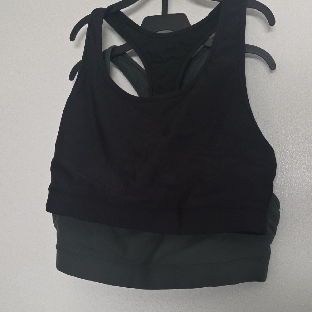 Old Navy Black and Green Powersoft Sports Bra Bundle XL
